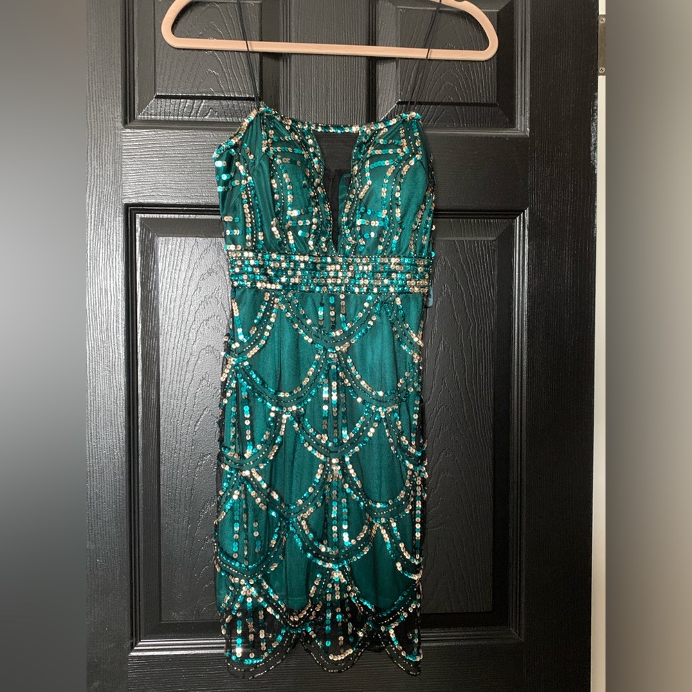 NWT Jump Apparel mini sequin cocktail evening dress. Never worn.